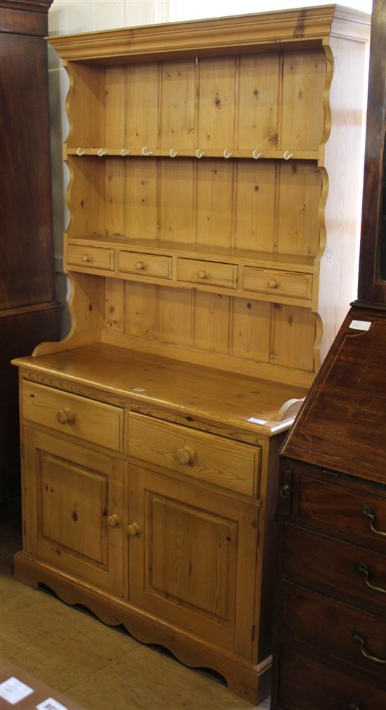 Modern pine dresser